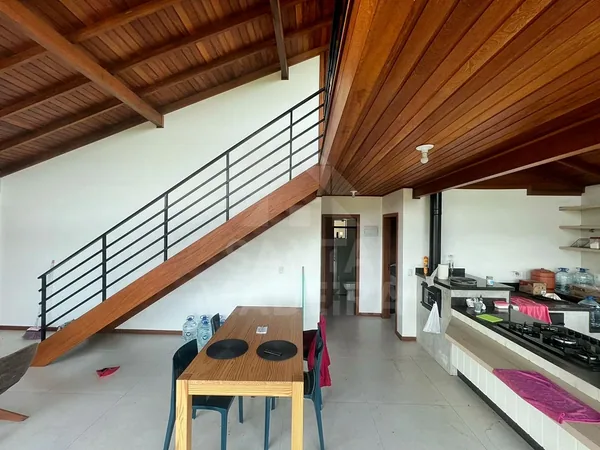 santamadeiracasas INTERNO 051