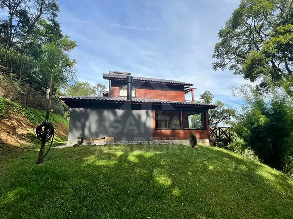 santamadeiracasas externo 001