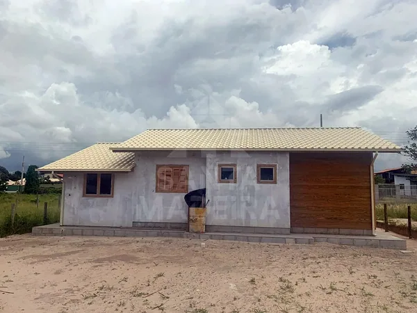 santamadeiracasas externo 004