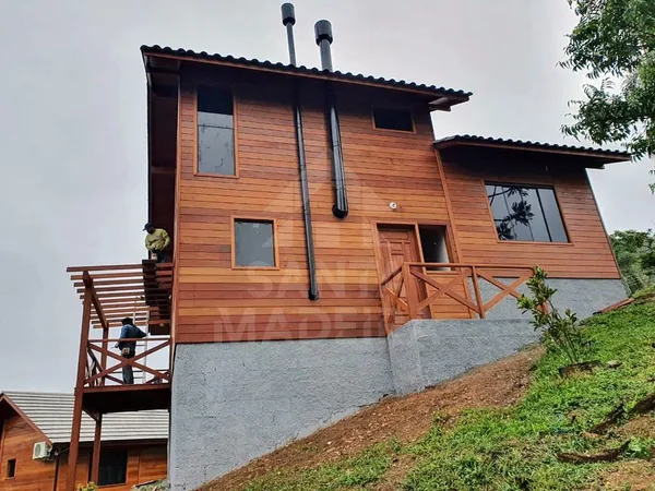 santamadeiracasas externo 006